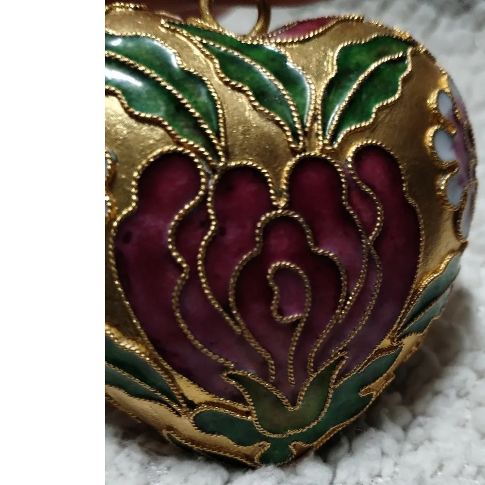Cloisonne Enamel Heart Ornament Floral Design with Metal Display Stand‎